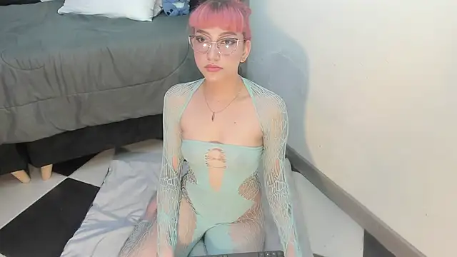 sophia arevalo online show from 03-07-26, 03:14