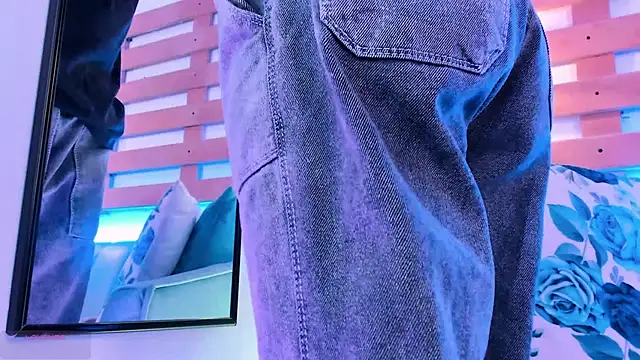 ArianaSantana online show from 10-01-25, 12:55