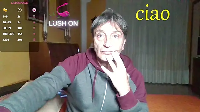 Snapshot of lattediyak chatting on 09-30-25, 11:43 lattediyak online show from 09-30-25, 11:43