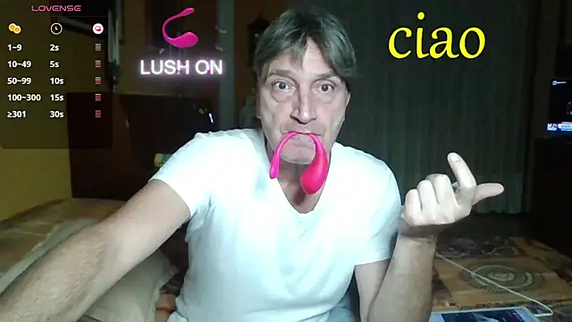 Snapshot of lattediyak chatting on 11-22-25, 11:26 lattediyak online show from 11-22-25, 11:26