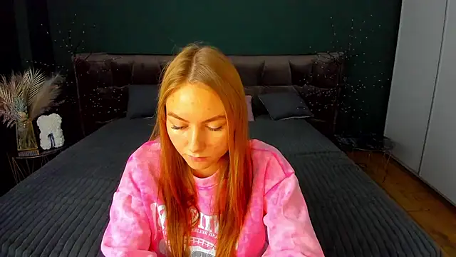 MilaAddams online show from 11-08-25, 06:35