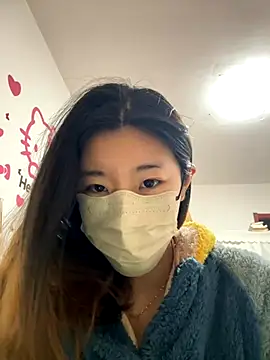 Lulu125216 online show from 10-28-25, 03:36