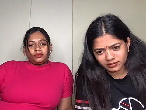 Snapshot of HoleyCoupon chatting on 01-08-26, 01:24 HoleyCoupon online show from 01-08-26, 01:24