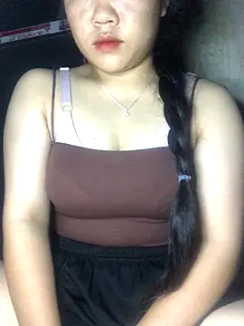 Snapshot of Linhmai_bb chatting on 09-08-25, 03:33 Linhmai bb online show from 09-08-25, 03:33