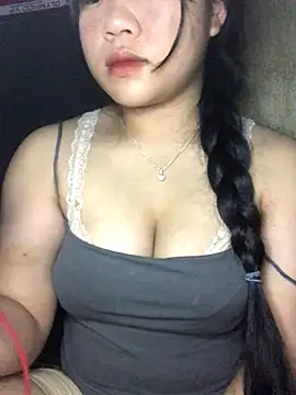 Snapshot of Linhmai_bb chatting on 09-30-25, 04:45 Linhmai bb online show from 09-30-25, 04:45