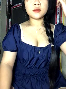 Snapshot of Linhmai_bb chatting on 10-06-25, 03:20 Linhmai bb online show from 10-06-25, 03:20