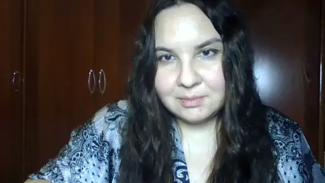 Snapshot of Vaessira chatting on 10-31-25, 06:42 Vaessira online show from 10-31-25, 06:42