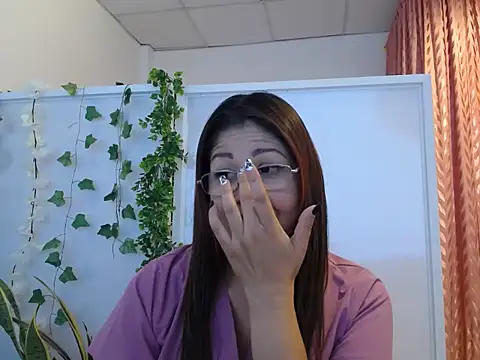 Snapshot of Manuela_lara_ chatting on 09-08-25, 03:55 Manuela lara online show from 09-08-25, 03:55