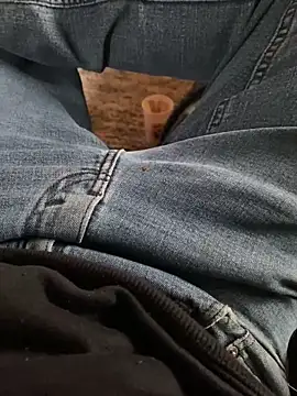 Pedro98801 online show from 12-16-25, 09:53