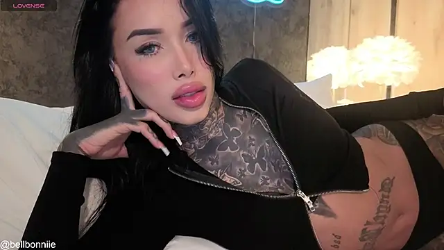 belllbonniie online show from 04-18-26, 08:20