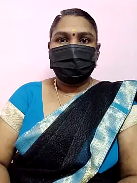 Snapshot of Tamil_Azhaghi25 chatting on 10-17-25, 04:53 Tamil Azhaghi25 online show from 10-17-25, 04:53