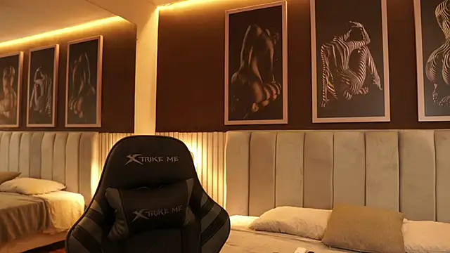 Tayler Kim online show from 09-17-25, 04:30