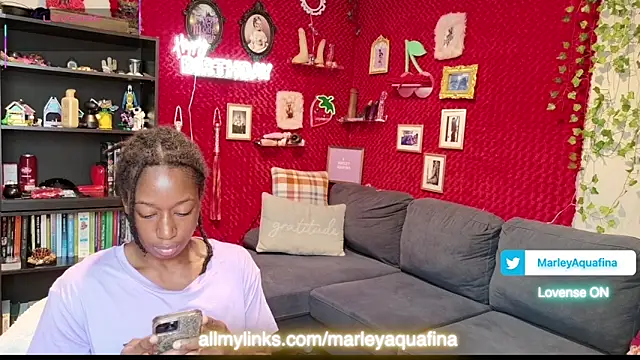 MarleyAquafina online show from 09-22-25, 01:13