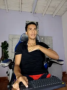 aston xvera online show from 09-20-25, 03:24