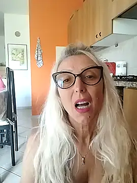  sexyBLONDE46  online show from 05-25-26, 01:17