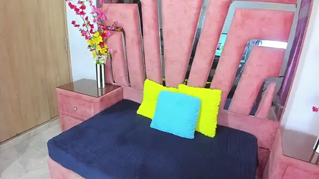 MaraKarly online show from 06-10-26, 11:20