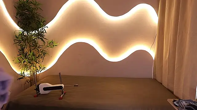 Mystic blue online show from 10-08-25, 12:47