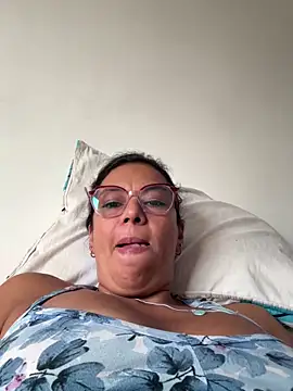 Snapshot of YadiraOrozco chatting on 02-03-26, 05:51 YadiraOrozco online show from 02-03-26, 05:51