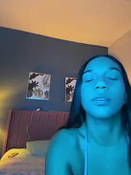 Andres-Andrea1922 online show from 10-03-25, 09:39