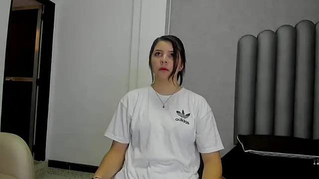 Snapshot of Charlotte-Star chatting on 11-05-25, 07:58 Charlotte-Star online show from 11-05-25, 07:58