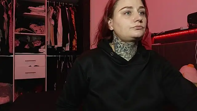 blazed vixen online show from 06-18-26, 11:09