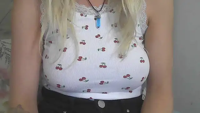 flirty babe x online show from 07-24-26, 12:30