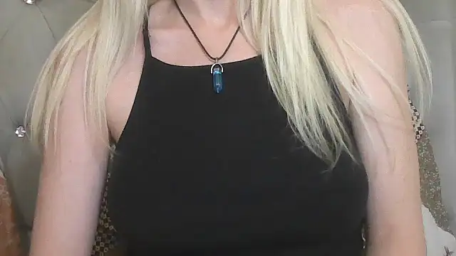 flirty babe x online show from 08-01-26, 11:58