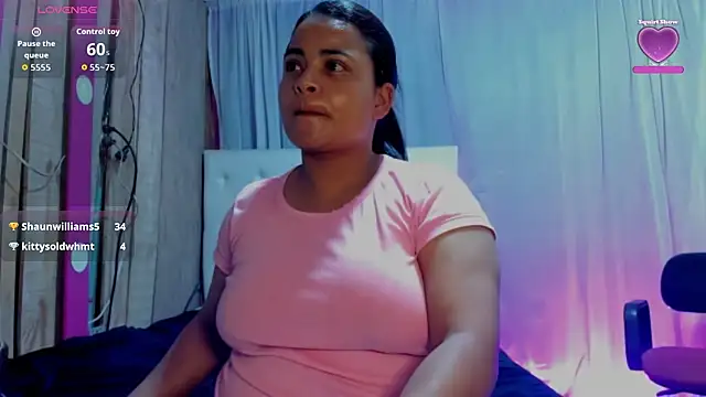 Snapshot of Zaphyra18 chatting on 10-10-25, 03:27 Zaphyra18 online show from 10-10-25, 03:27