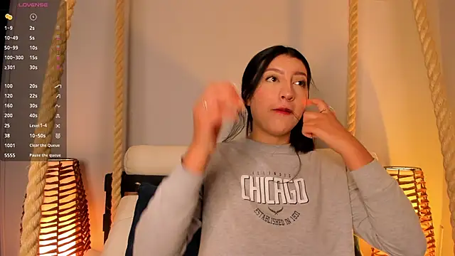 kaylii purple online show from 12-15-25, 01:59