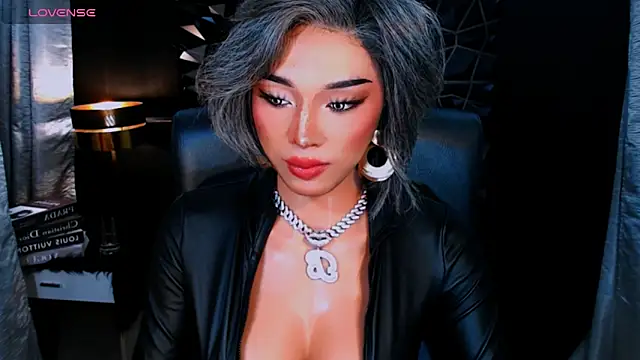 xUrGoddess Bellax online show from 09-27-25, 08:08