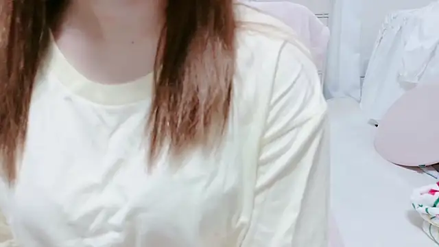 Snapshot of Hanachan_Gcup_ chatting on 10-26-25, 11:38 Hanachan Gcup  online show from 10-26-25, 11:38