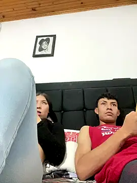 coupledesire18 online show from 10-17-25, 12:14