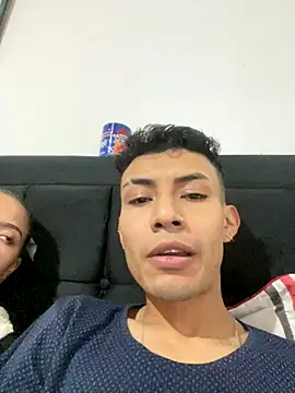 coupledesire18 online show from 11-22-25, 04:22