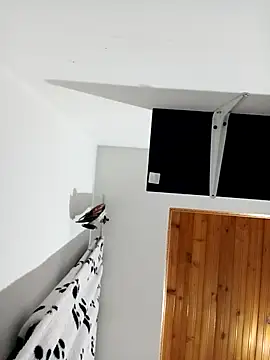 coupledesire18 online show from 11-22-25, 11:26