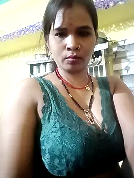 Snapshot of Jaya_Iyer chatting on 05-18-26, 05:08 Jaya Iyer online show from 05-18-26, 05:08