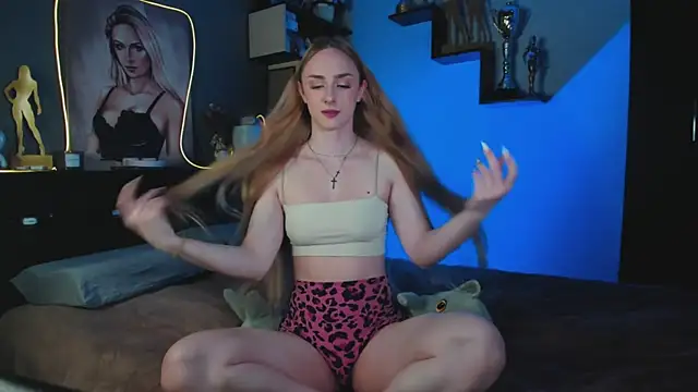 Dana  Whitttte online show from 11-17-25, 01:28