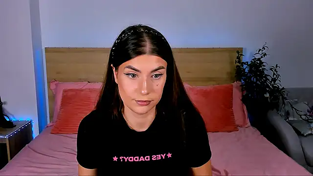 Bella Davis love online show from 09-28-25, 08:03