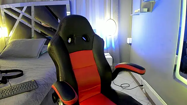 MAGIC TESSA online show from 02-22-26, 01:53