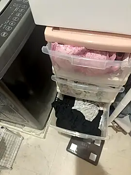 Snapshot of sukebegorilla chatting on 11-30-25, 01:42 sukebegorilla online show from 11-30-25, 01:42