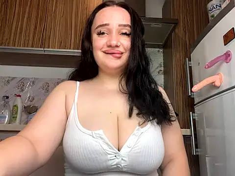 curvybombb online show from 10-12-25, 08:02