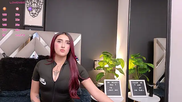 Miia bunny online show from 10-13-25, 08:09