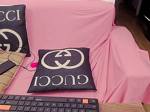 Funnygirl 9x online show from 05-08-26, 09:36