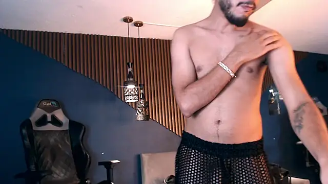 Boss Domiinator online show from 09-19-25, 03:13