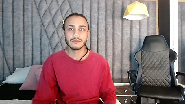 Boss Domiinator online show from 10-11-25, 03:06