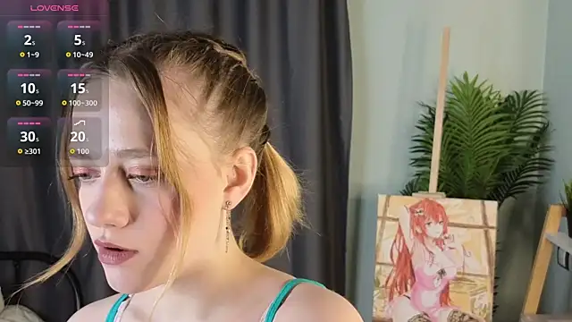 HollieCollelo online show from 12-14-25, 03:56