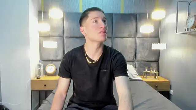 HunterHeat  online show from 11-22-25, 11:53