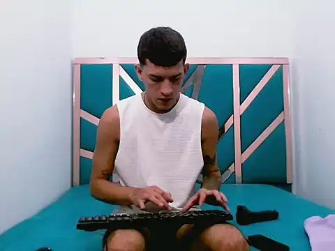 dilan abraham12 online show from 09-18-25, 07:27