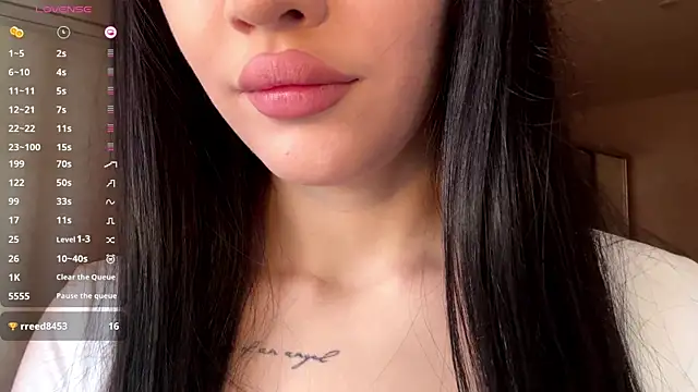 AuraJefcoat online show from 04-05-26, 12:35