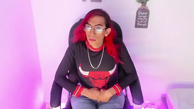 MissDiabla  online show from 02-09-26, 07:18