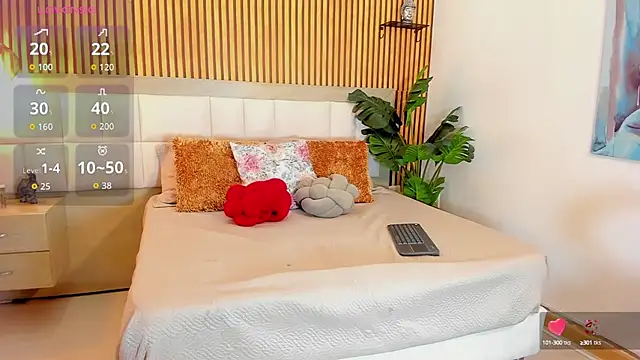 Roseaurora online show from 10-06-25, 12:35